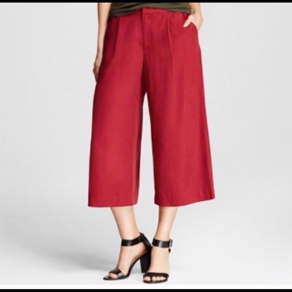 Merona red culottes